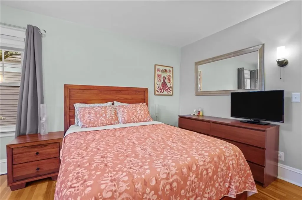 124 Jastram Street Providence RI 02908