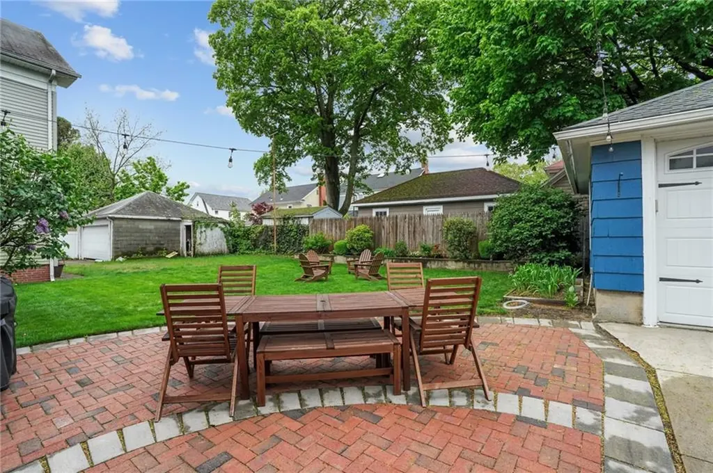 124 Jastram Street Providence RI 02908