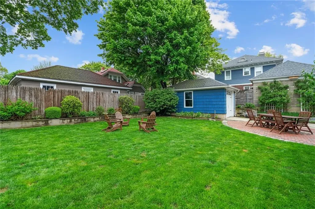 124 Jastram Street Providence RI 02908
