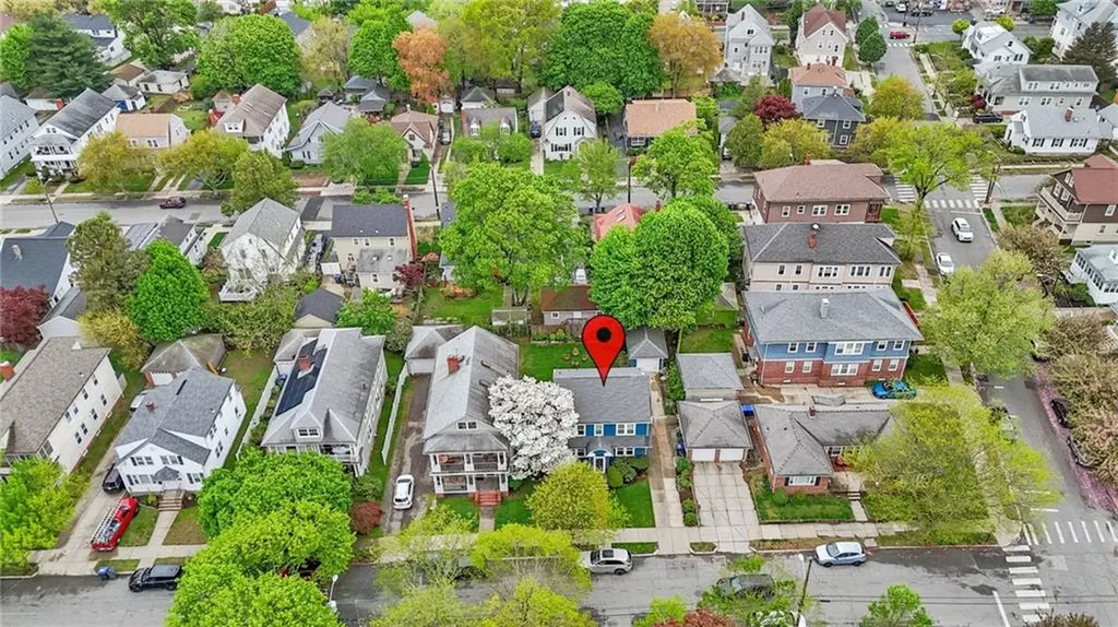 124 Jastram Street Providence RI 02908