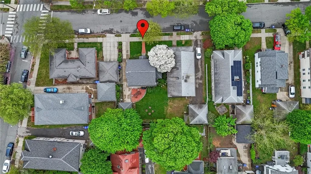 124 Jastram Street Providence RI 02908