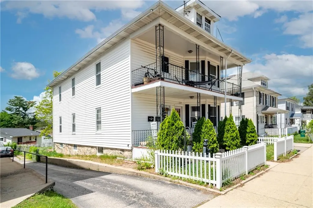 645 Providence Street Woonsocket RI 02895