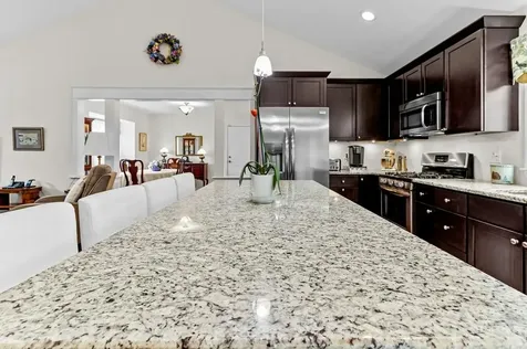 1740 Bulgarmarsh Road Tiverton RI 02878