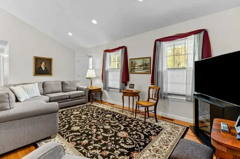 1740 Bulgarmarsh Road Tiverton RI 02878