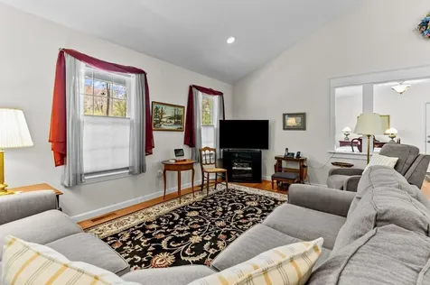 1740 Bulgarmarsh Road Tiverton RI 02878