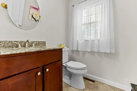 1740 Bulgarmarsh Road Tiverton RI 02878