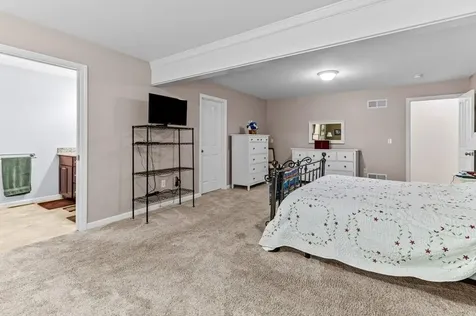 1740 Bulgarmarsh Road Tiverton RI 02878