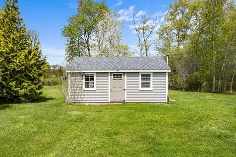 1740 Bulgarmarsh Road Tiverton RI 02878