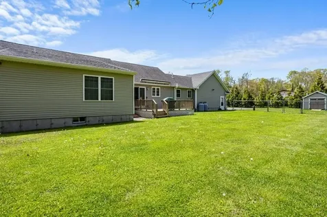 1740 Bulgarmarsh Road Tiverton RI 02878