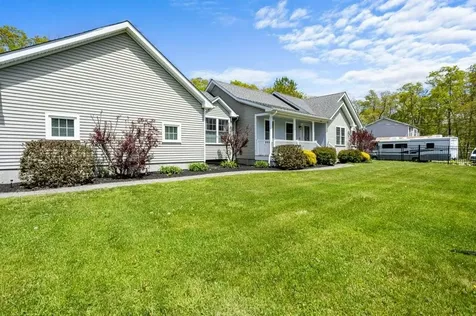 1740 Bulgarmarsh Road Tiverton RI 02878