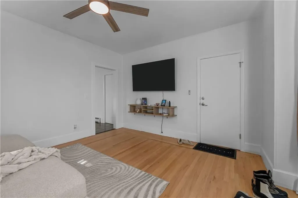 12 Tiffany Street Providence RI 02908