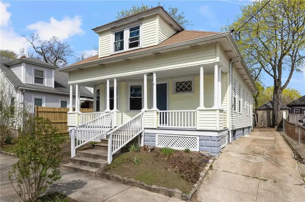 131 Carr Street Providence RI 02905