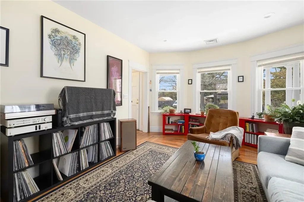 131 Carr Street Providence RI 02905