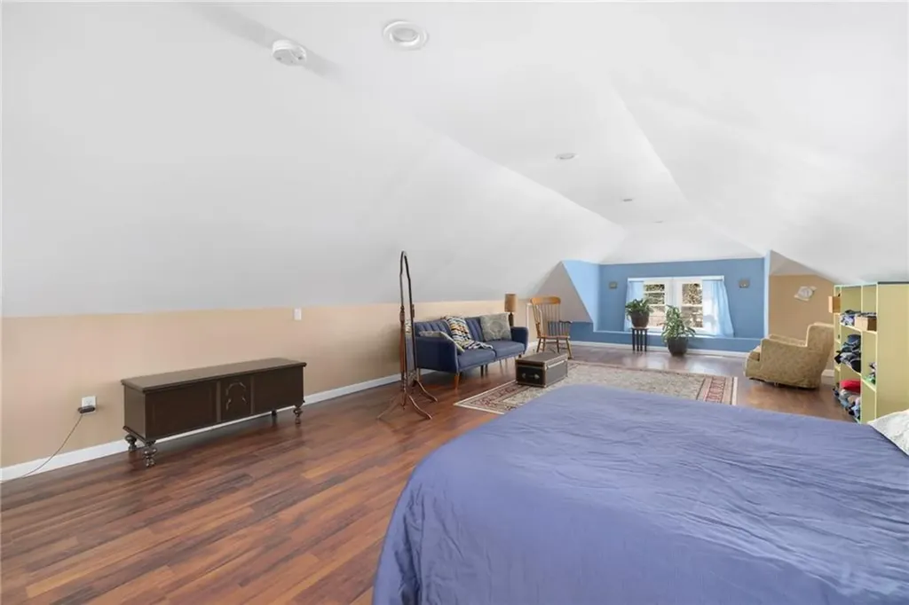 131 Carr Street Providence RI 02905