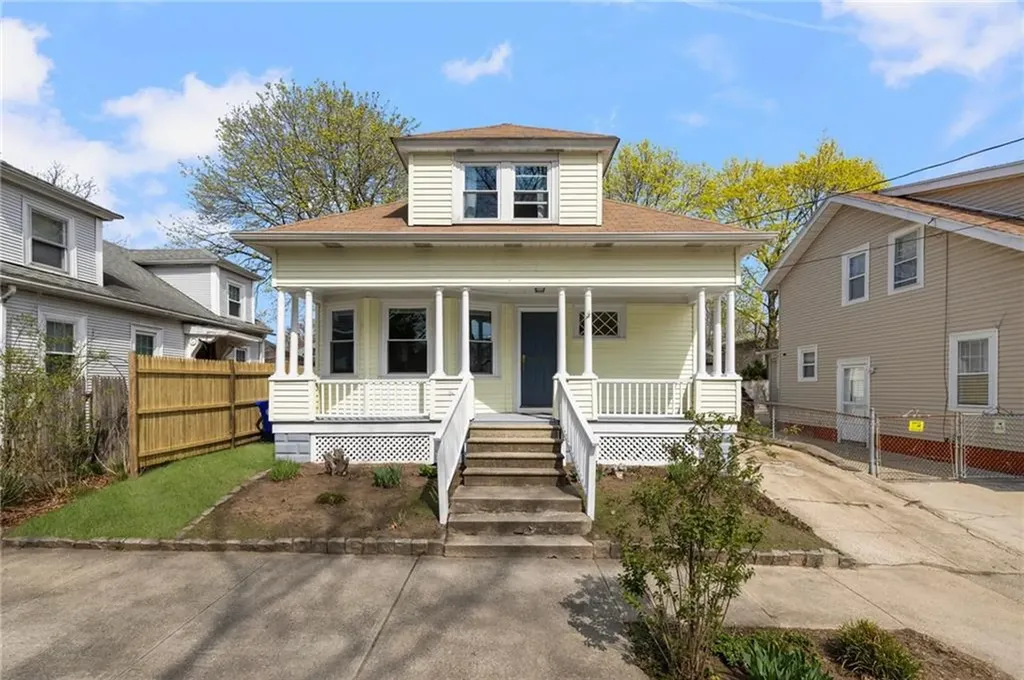 131 Carr Street Providence RI 02905