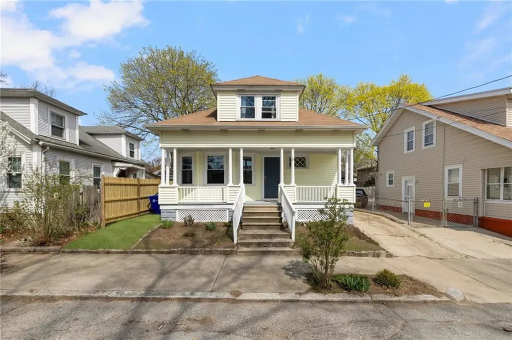 131 Carr Street Providence RI 02905