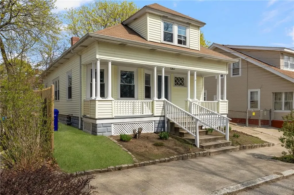 131 Carr Street Providence RI 02905