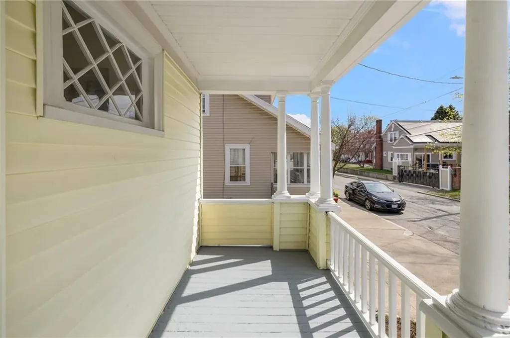 131 Carr Street Providence RI 02905