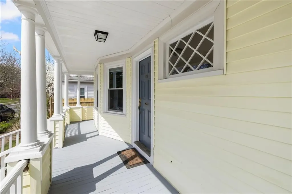 131 Carr Street Providence RI 02905