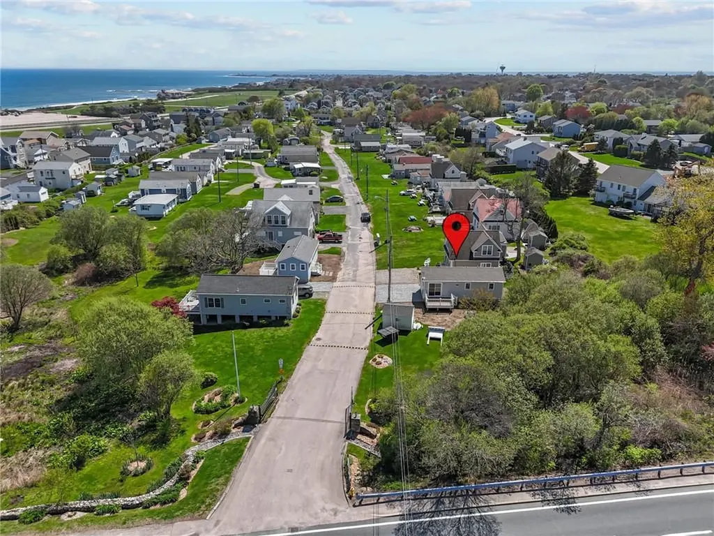 64 Unit 4 Burnside Avenue Narragansett RI 02882