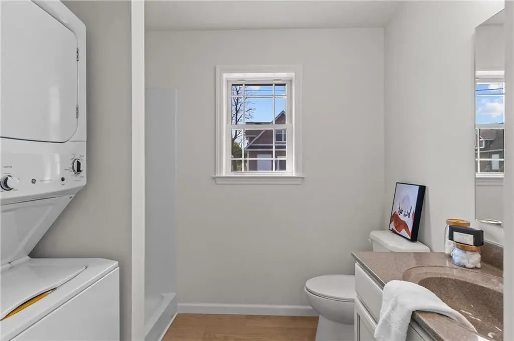 64 Burnside Avenue Narragansett RI 02882