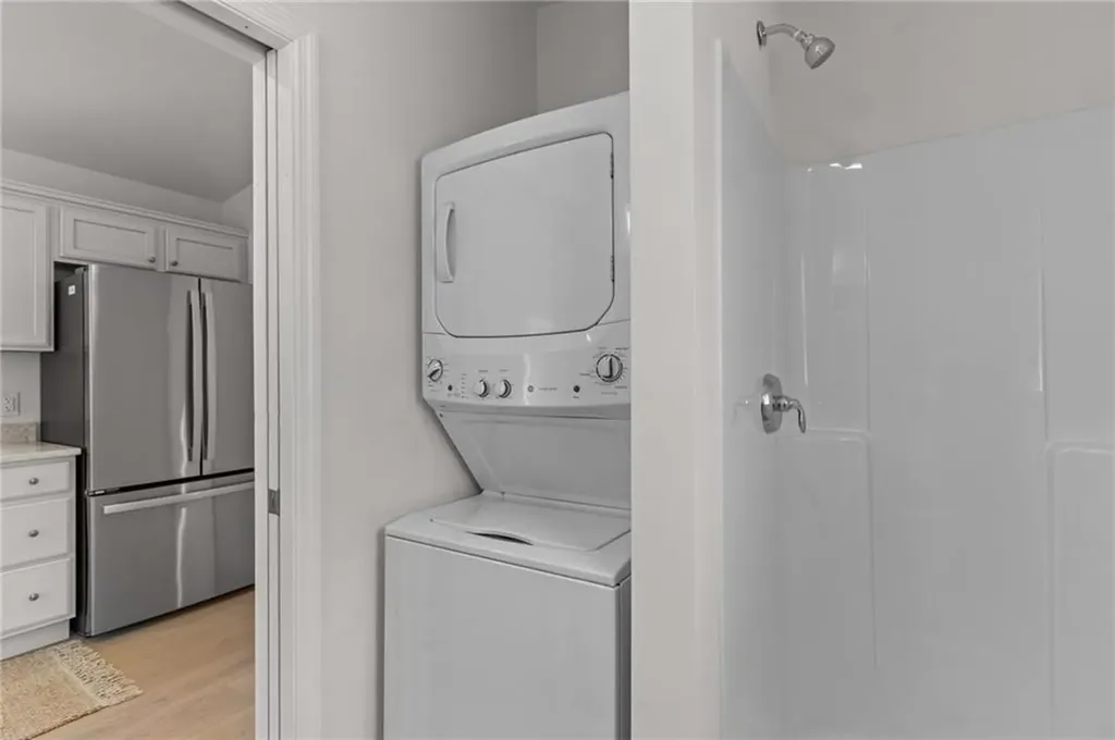 64 Burnside Avenue Narragansett RI 02882