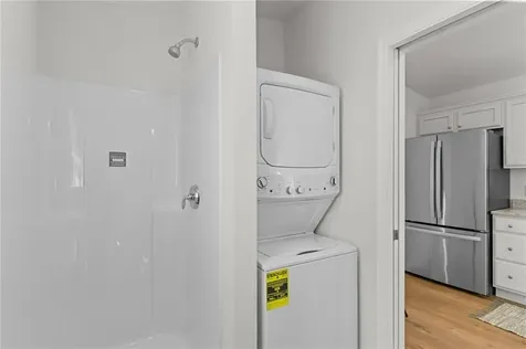 64 Unit 4 Burnside Avenue Narragansett RI 02882