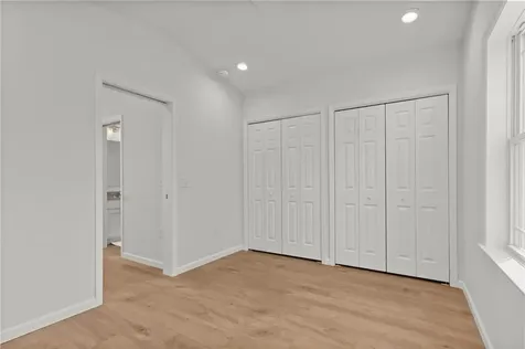 64 Unit 4 Burnside Avenue Narragansett RI 02882