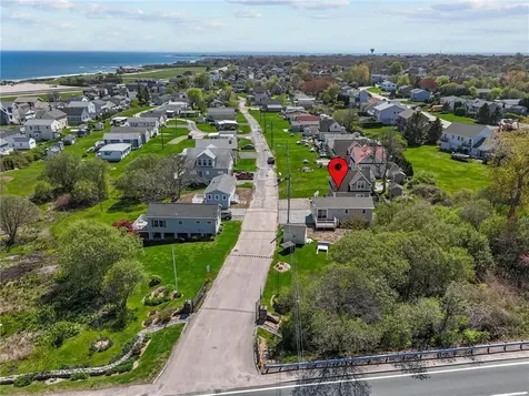 64 Unit 4 Burnside Avenue Narragansett RI 02882