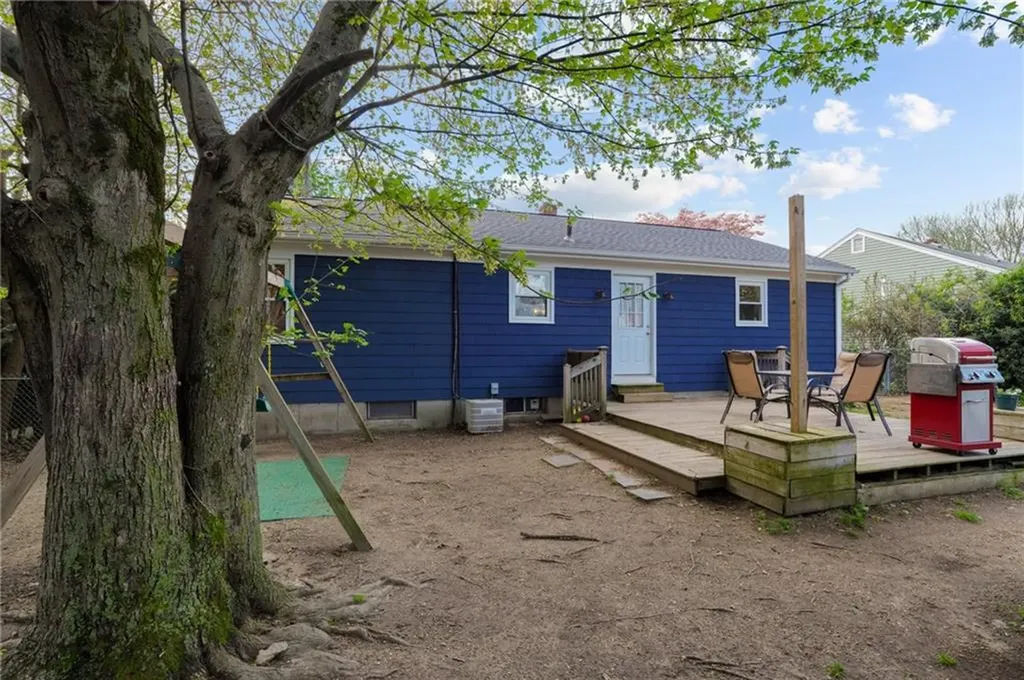 14 Simpson Street North Providence RI 02911