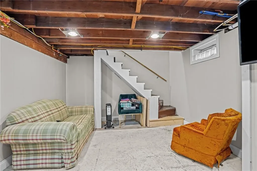 14 Simpson Street North Providence RI 02911