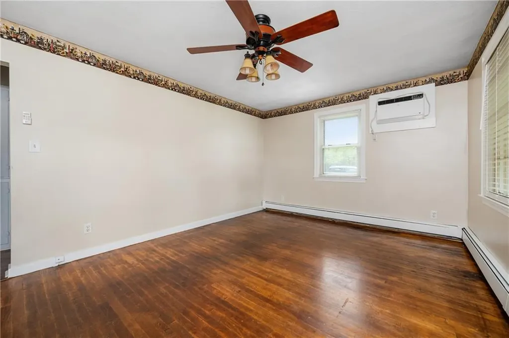 227 Avenue A Woonsocket RI 02895