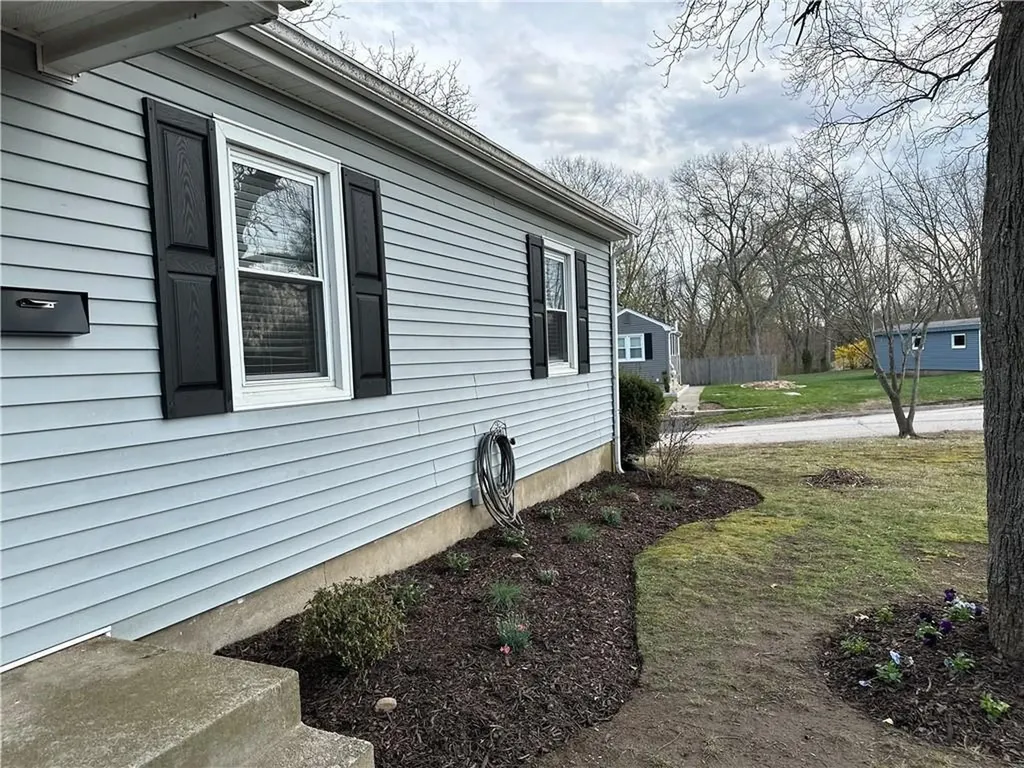 26 Raymond Street Coventry RI 02816