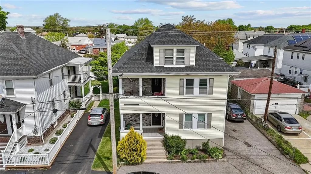 204 Coyle Avenue Pawtucket RI 02861