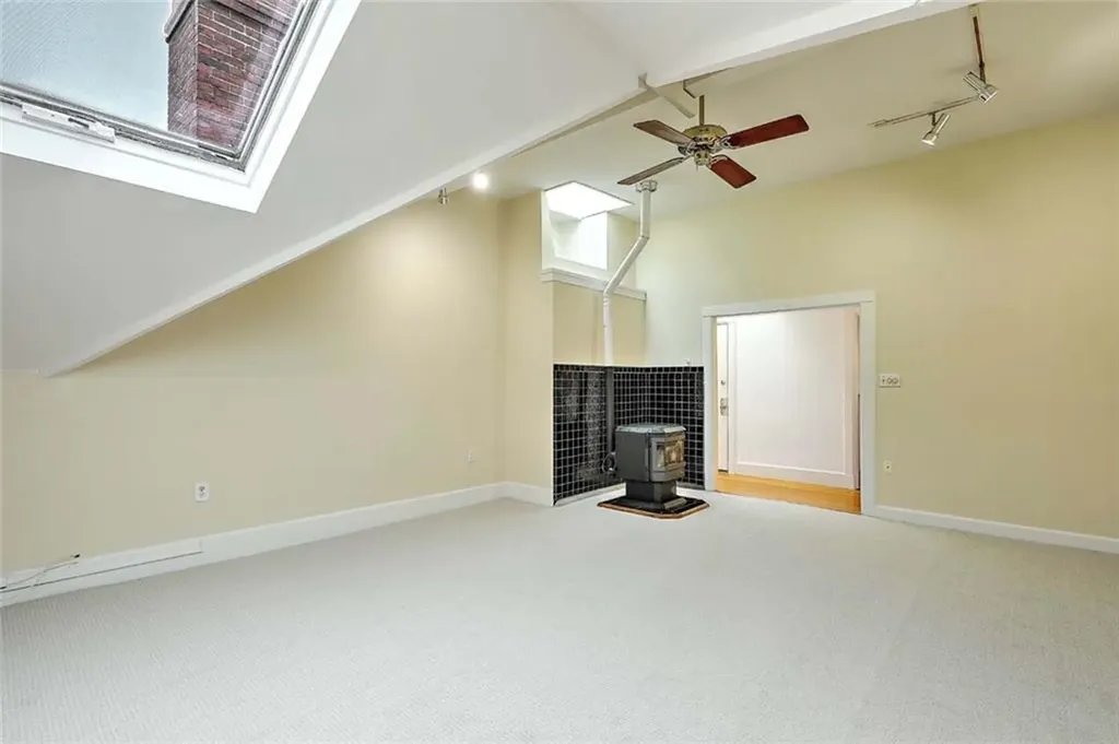 234 President Avenue Providence RI 02906