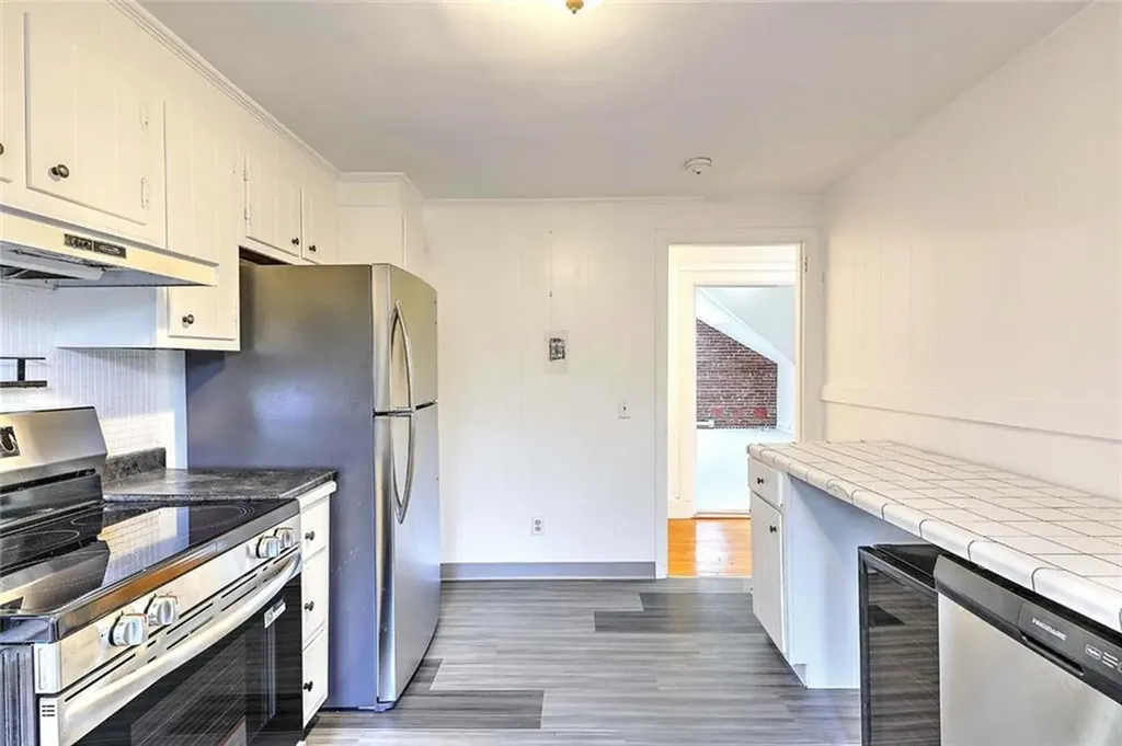 234 President Avenue Providence RI 02906