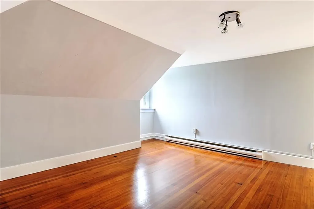 234 President Avenue Providence RI 02906