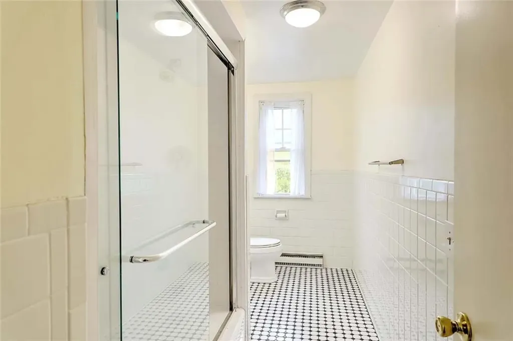 234 President Avenue Providence RI 02906