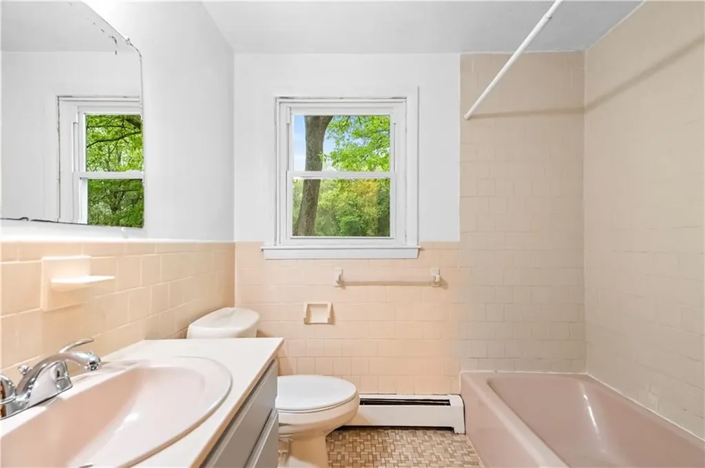 3 Baylor Drive Coventry RI 02816