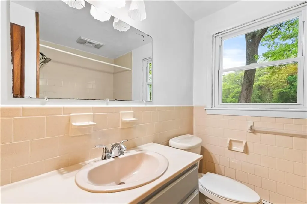 3 Baylor Drive Coventry RI 02816
