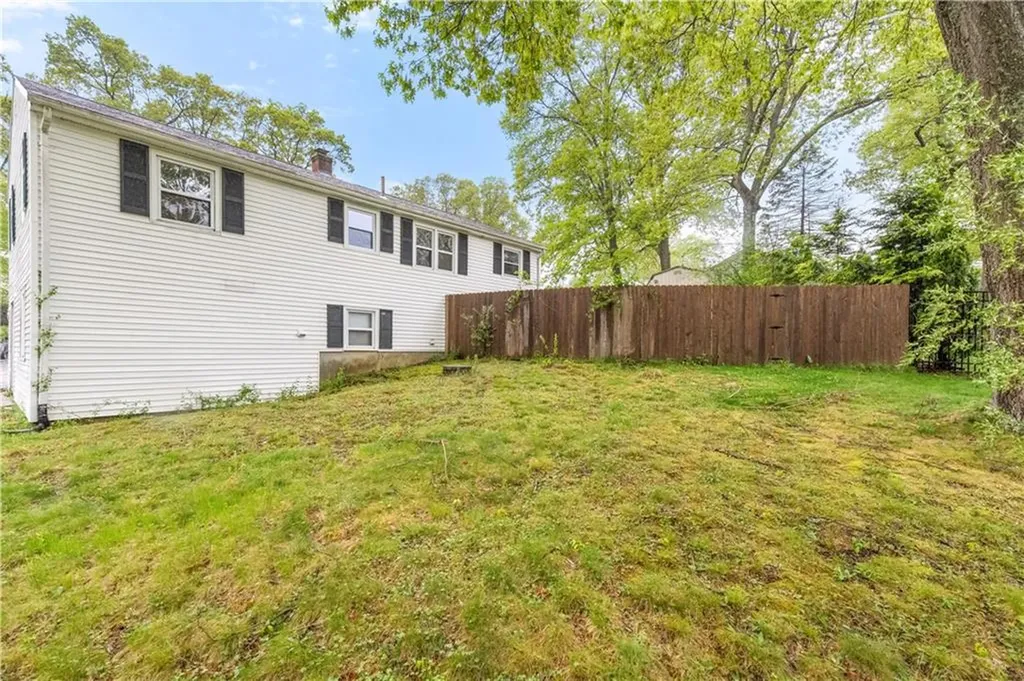3 Baylor Drive Coventry RI 02816