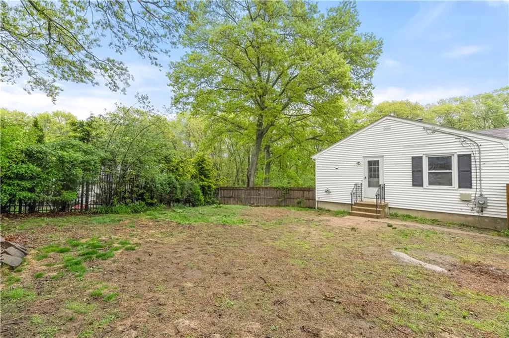 3 Baylor Drive Coventry RI 02816
