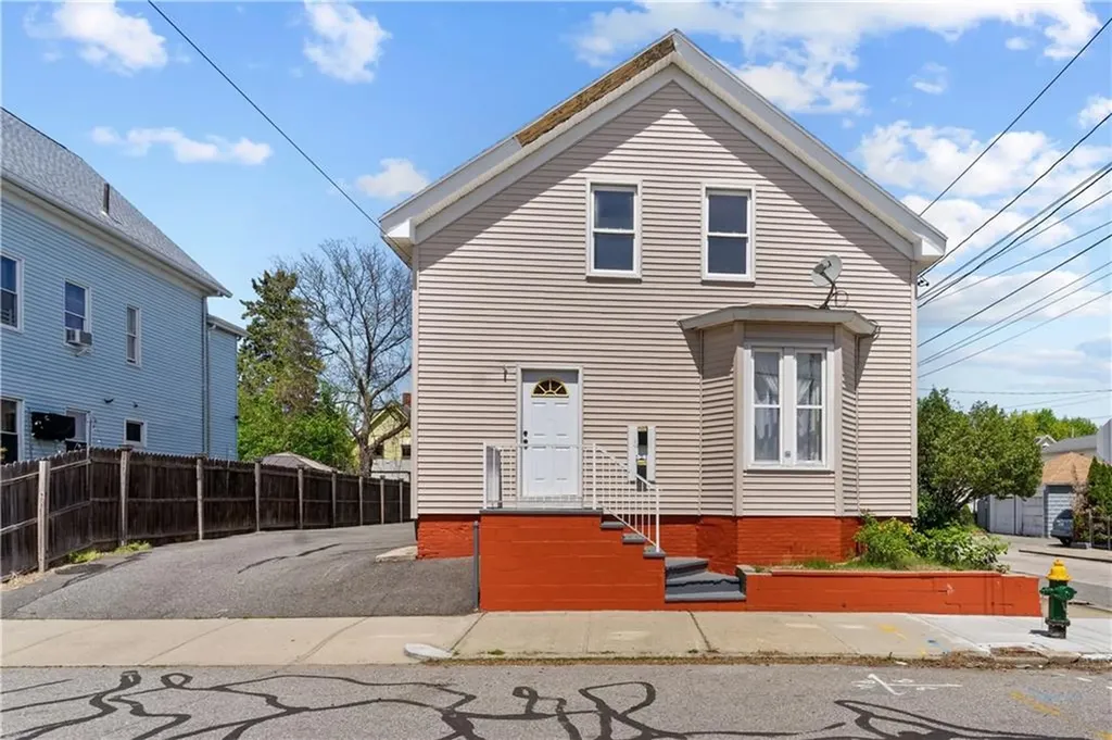 171 Laban Street Providence RI 02909