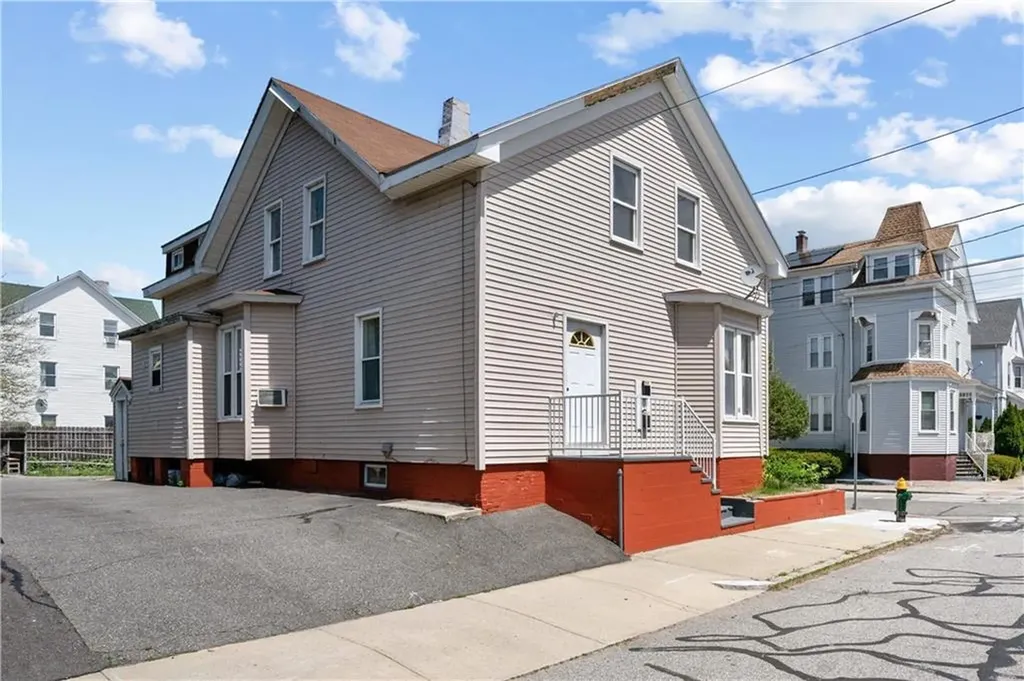 171 Laban Street Providence RI 02909