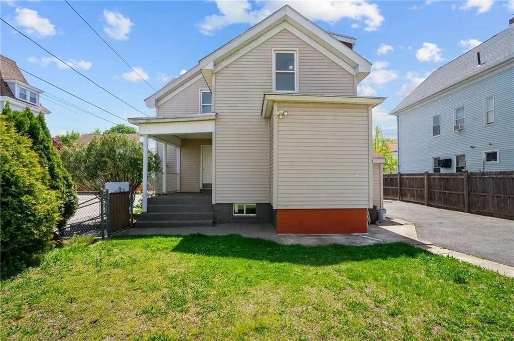 171 Laban Street Providence RI 02909