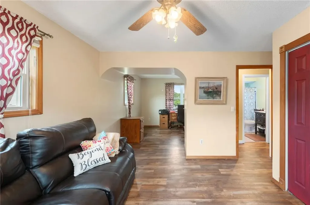 30 Saundra Drive Westerly RI 02891