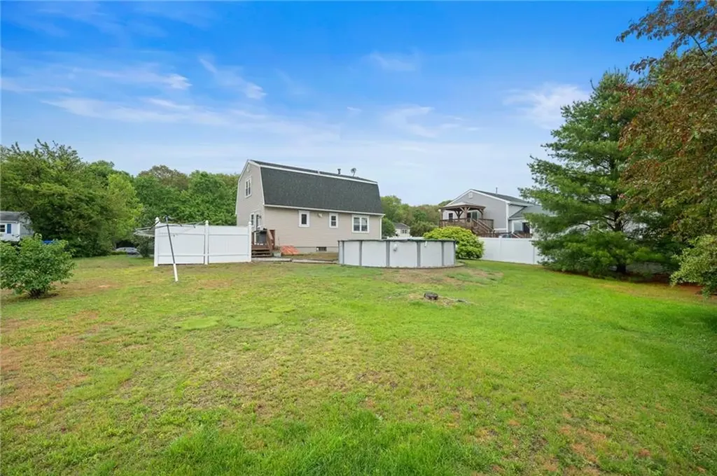 30 Saundra Drive Westerly RI 02891