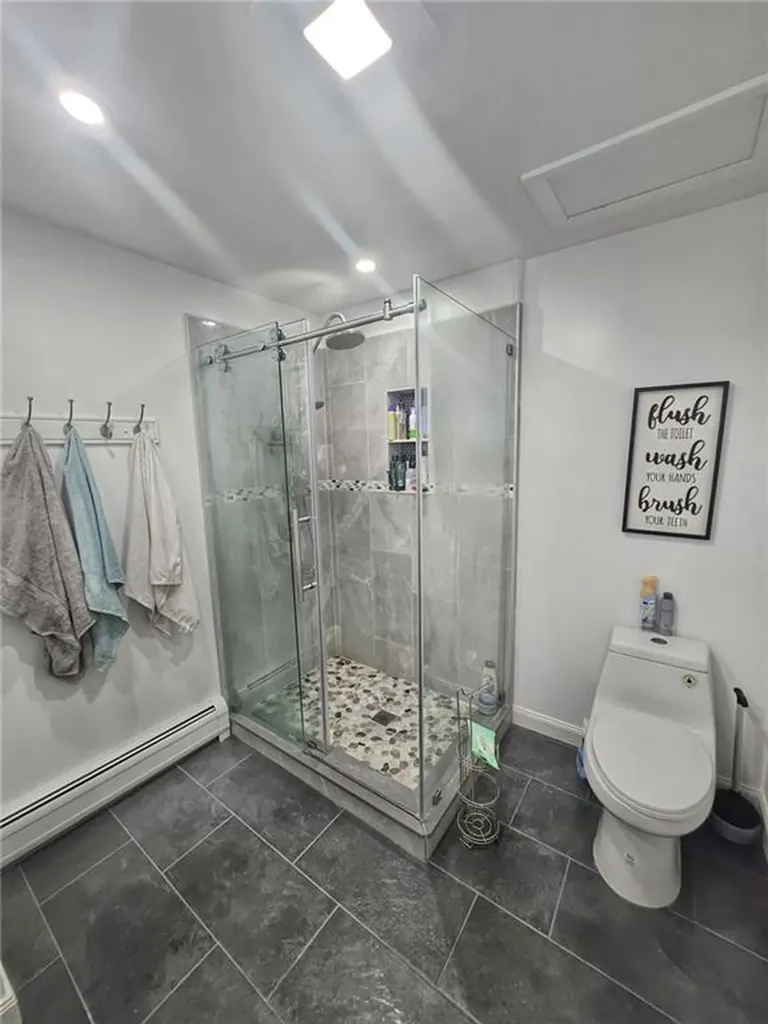 8 Bicentennial Way North Providence RI 02909