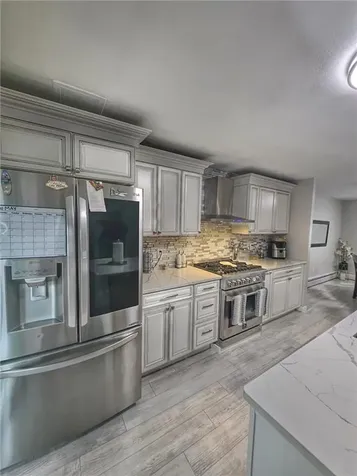 8 Bicentennial Way North Providence RI 02909