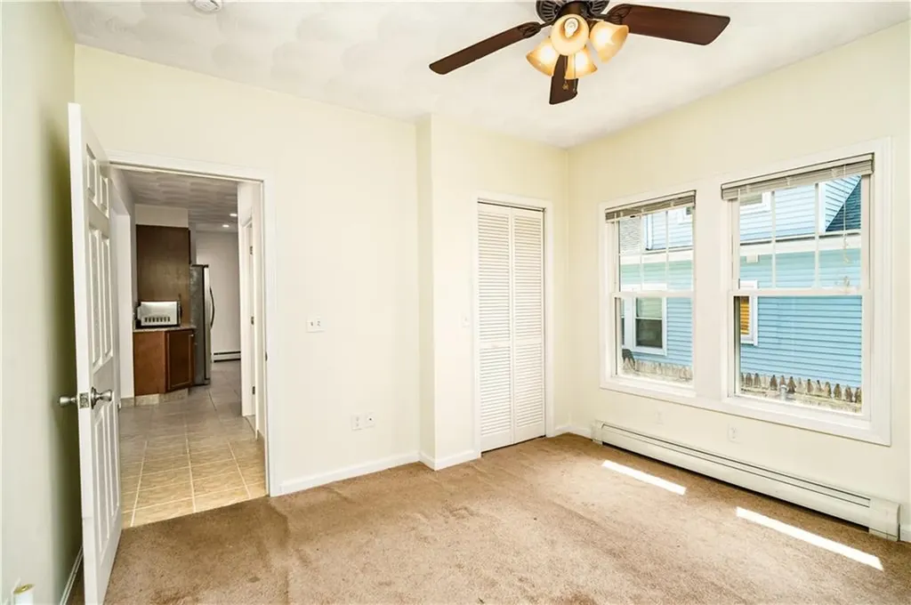 40 Whitin Avenue Warwick RI 02888